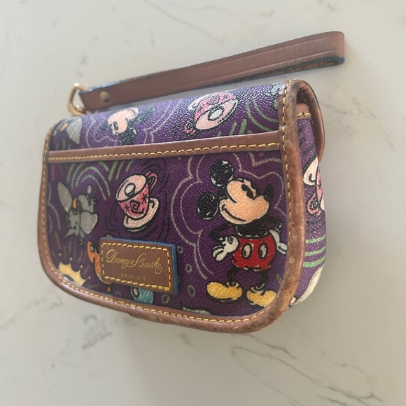 Dooney & Bourke Disney Parks Wristlet, RARE Purple Sketch Pattern - Picture 7 of 13